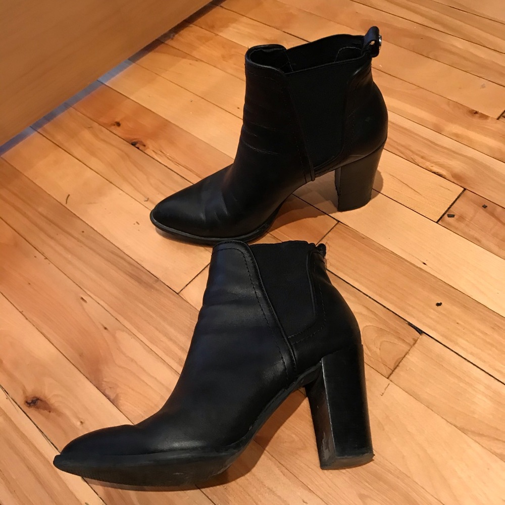 Wishbone Collection (Browns) leather boots